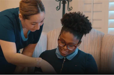 Dental team reviewing an emergency procedure for a patient with severe dental discomfort